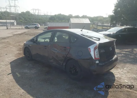 2012 Toyota Prius Two z USA, uszkodzony, nr VIN JTDKN3DUXC5447242